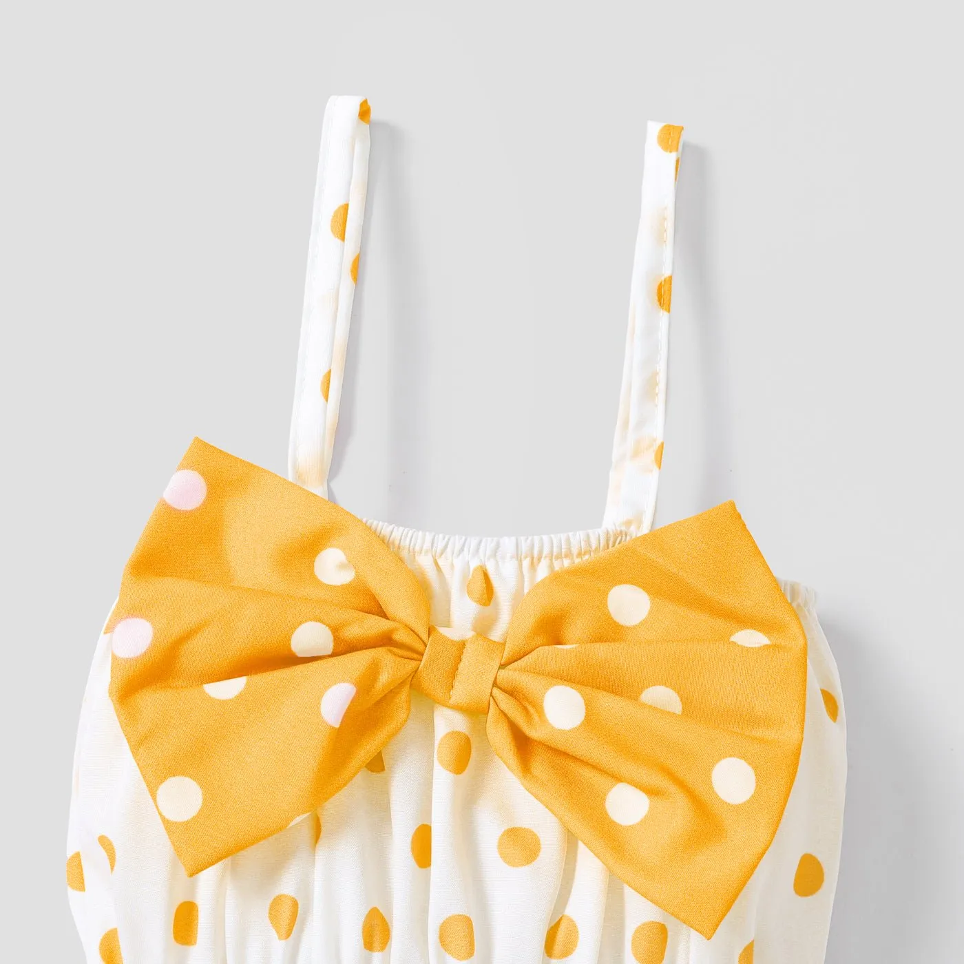 2pcs Baby Girl Allover Dots Bowknot Sleeveless Spaghetti Strap Romper with Headband Set