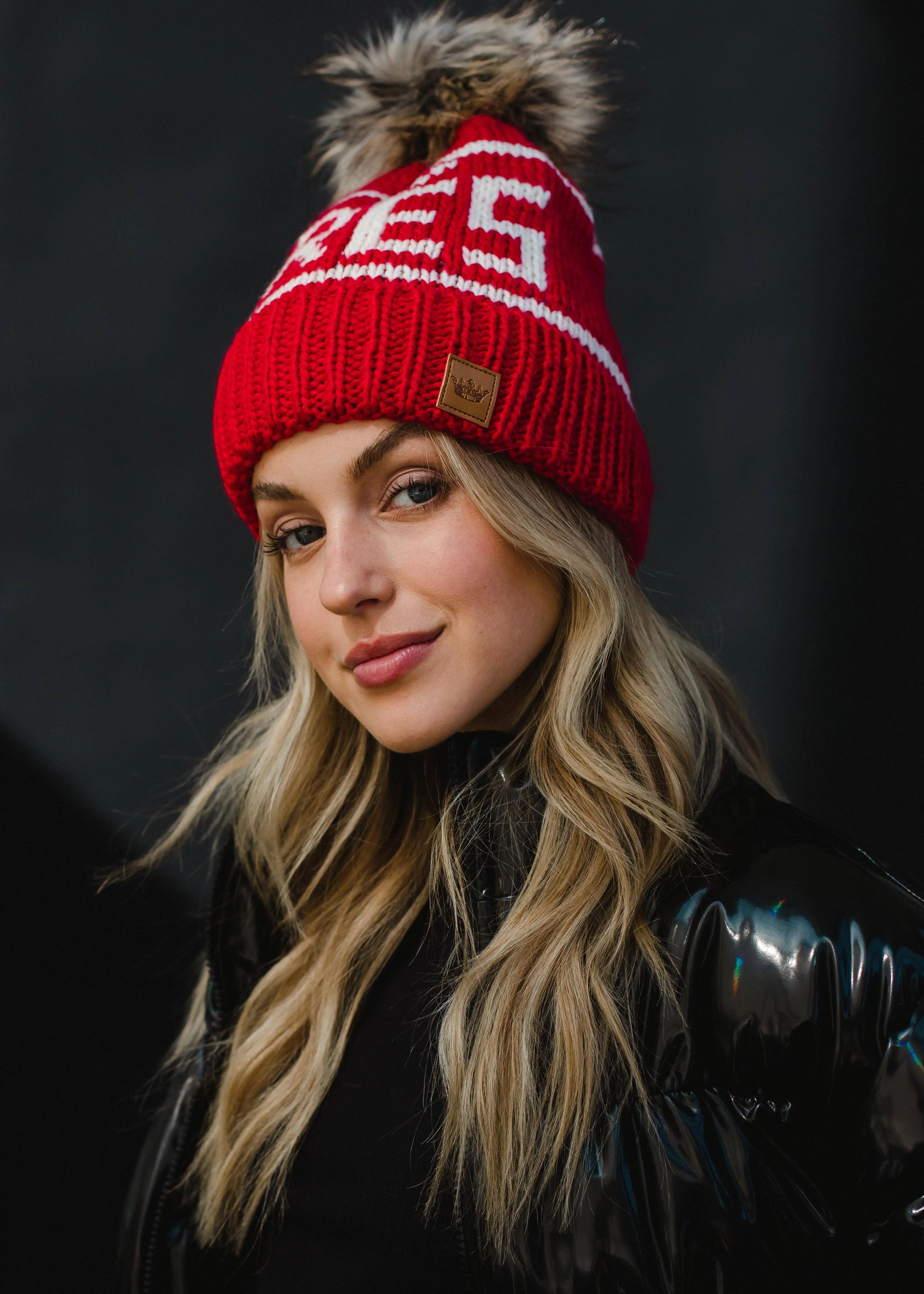 Apres Pom Hat