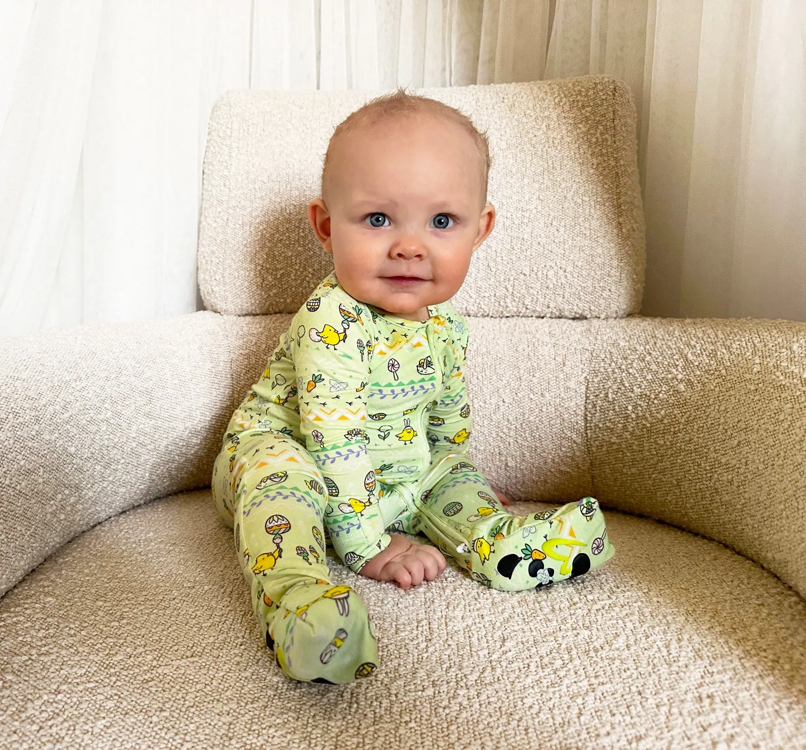 Bellabu Bear Convertible Footie - Easter Isle Green