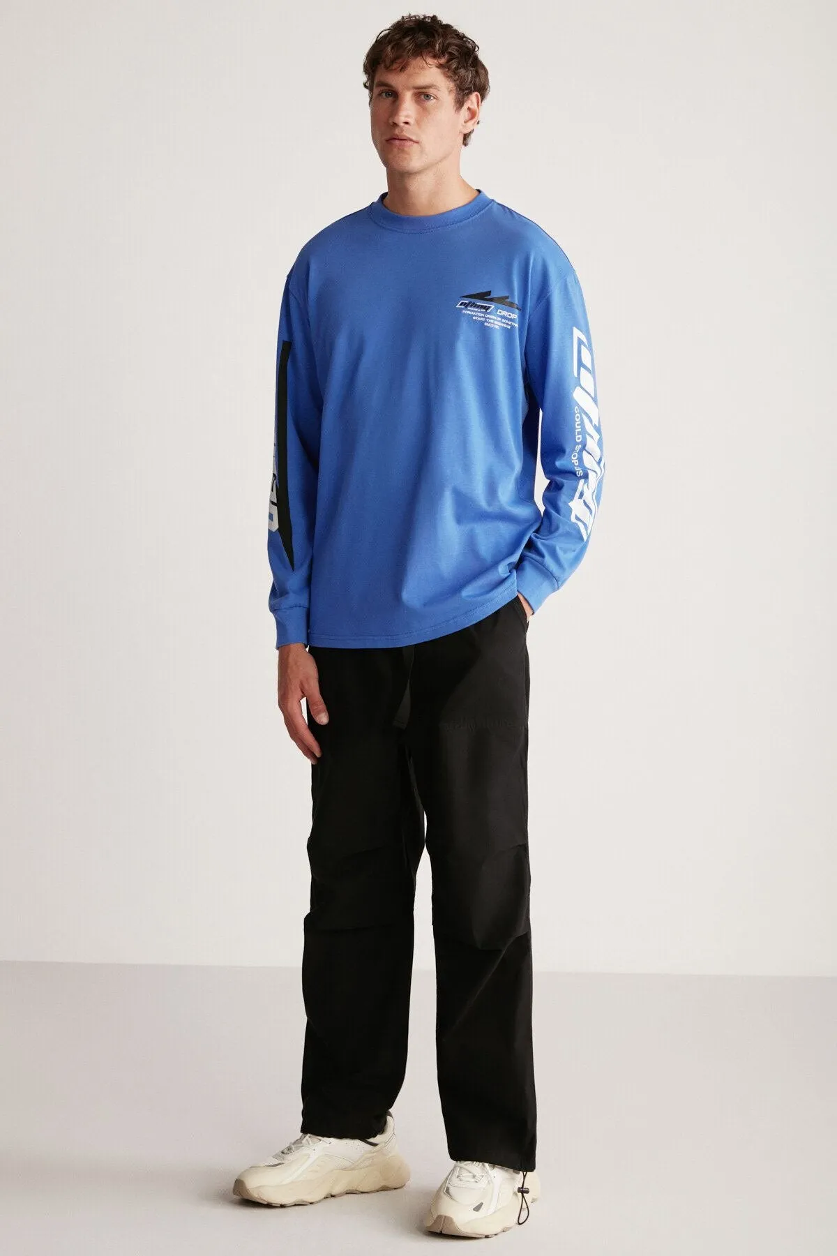 Brad Men's Comfort Fit Long Sleeve 100 %Cotton Printed Saks Blue T-Shirt