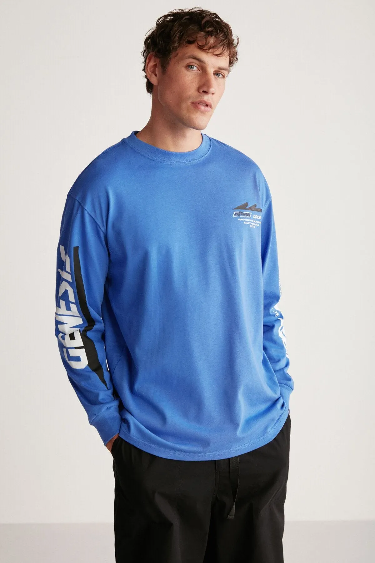 Brad Men's Comfort Fit Long Sleeve 100 %Cotton Printed Saks Blue T-Shirt