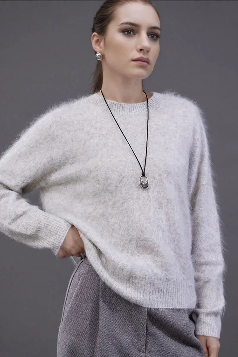 Brushed Cashmere Seamless Knit Crewneck Sweater