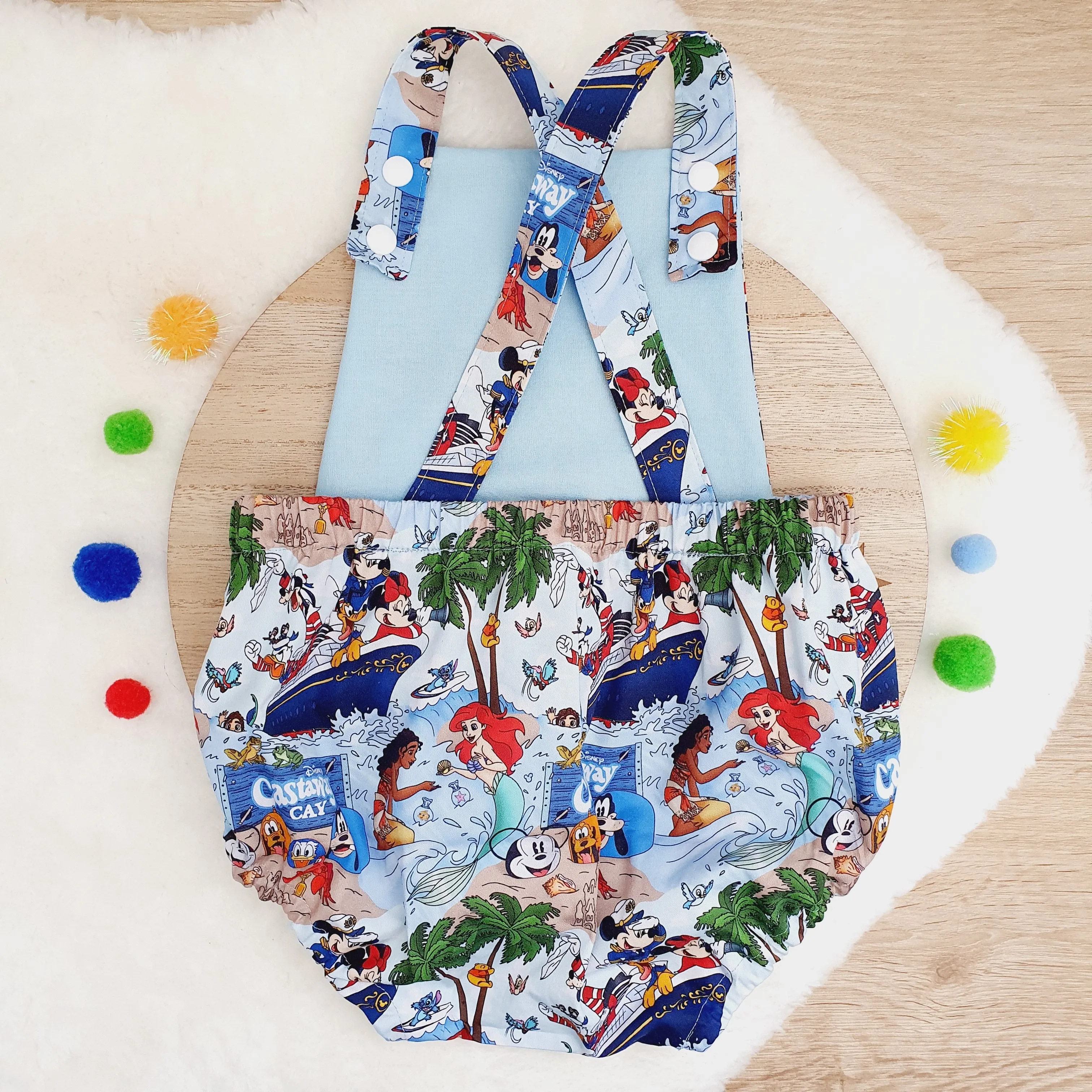 CHARACTERS print Baby / Toddler Romper, Size 2