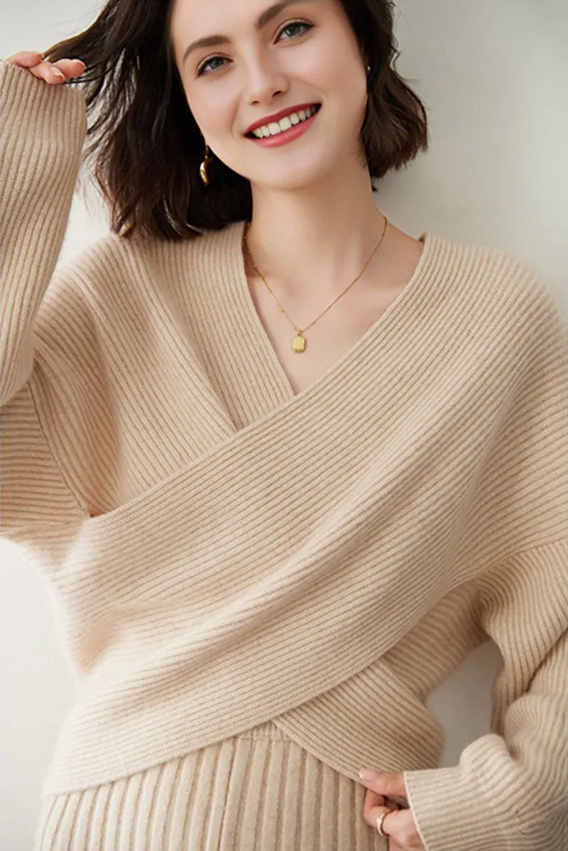 Chunky Cashmere V-Neck Ribbed Wrap Sweater
