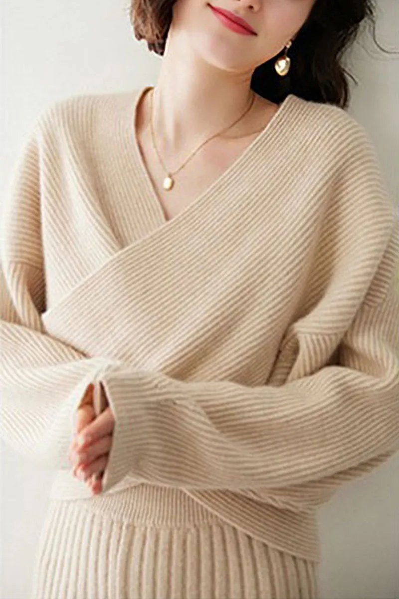 Chunky Cashmere V-Neck Ribbed Wrap Sweater