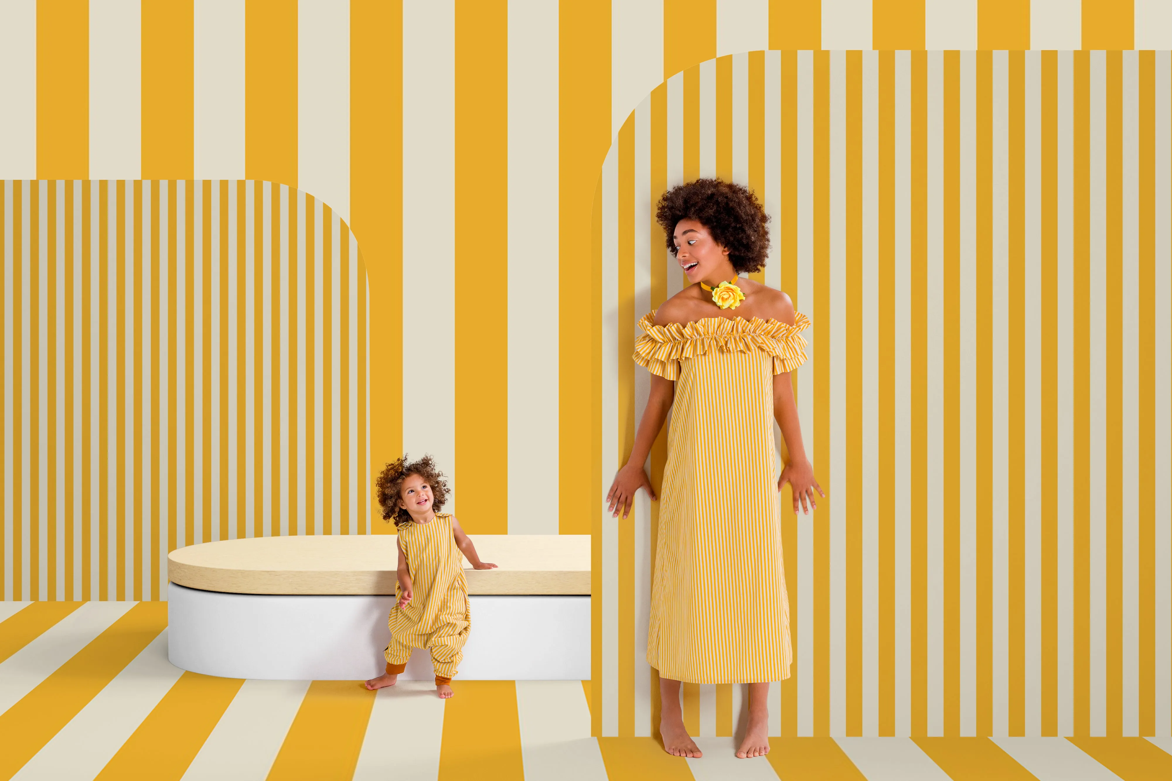 DockATot Romper - Golden Stripe