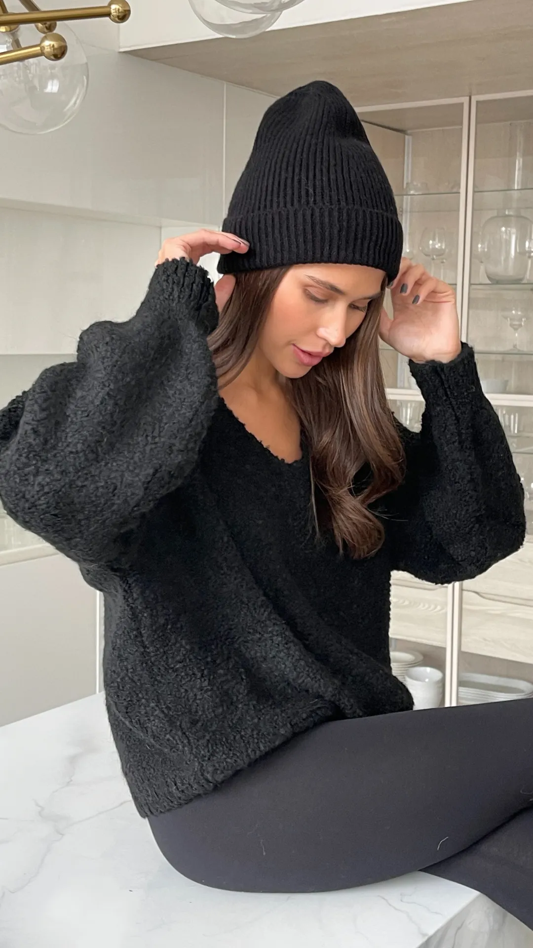 JANA KNITTED RIBBED HAT - BLACK