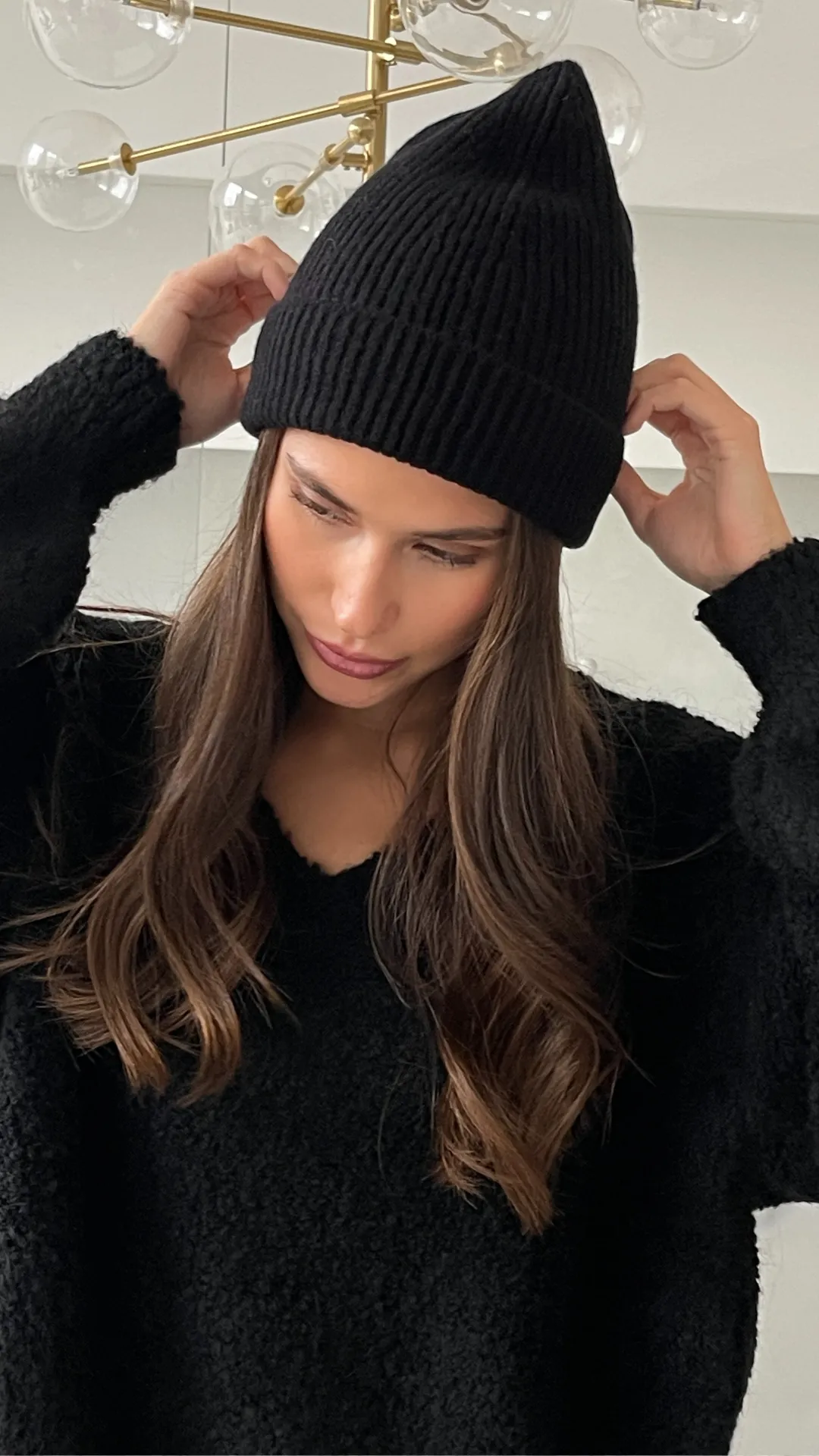 JANA KNITTED RIBBED HAT - BLACK