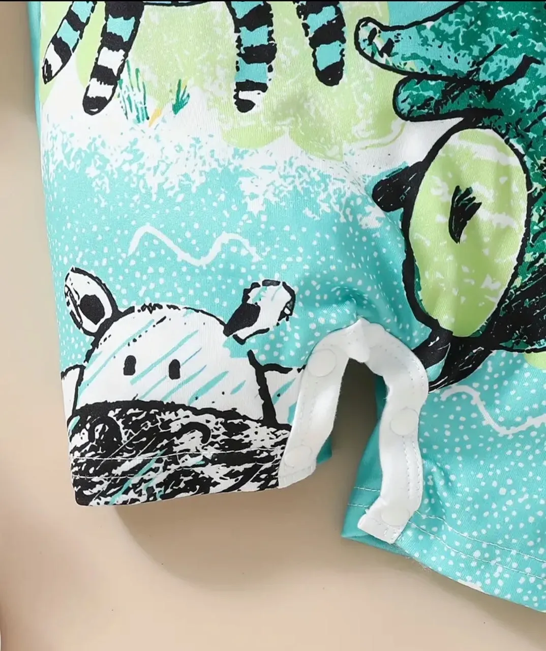 Jungle Adventure hooded shorty