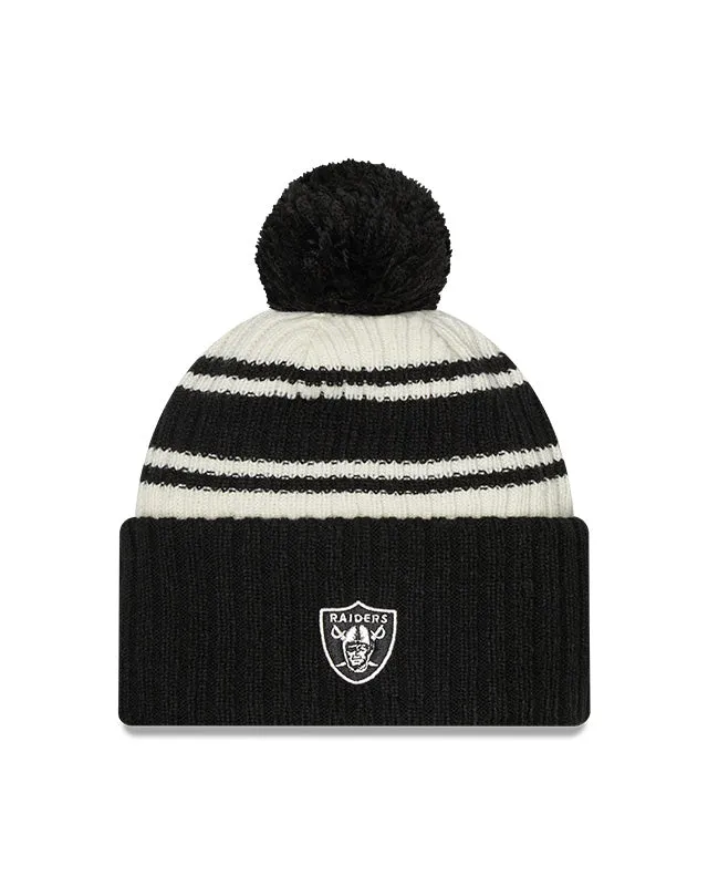 Las Vegas Raiders New Era 2022 Sideline - Sport Cuffed Pom Knit Hat - Cream/Black