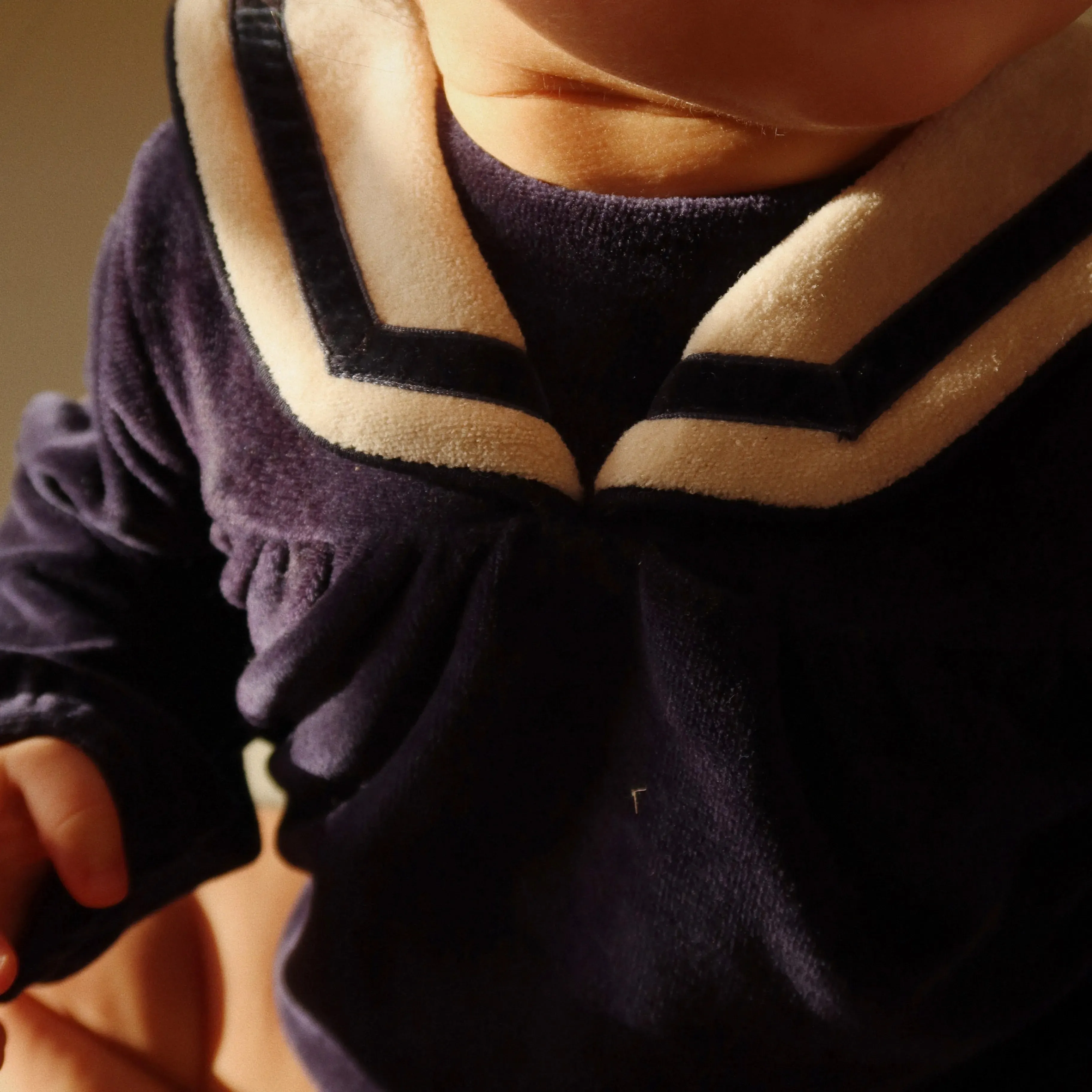 Matelot Velvet Baby Sailor Collar Romper (Navy Blazer)