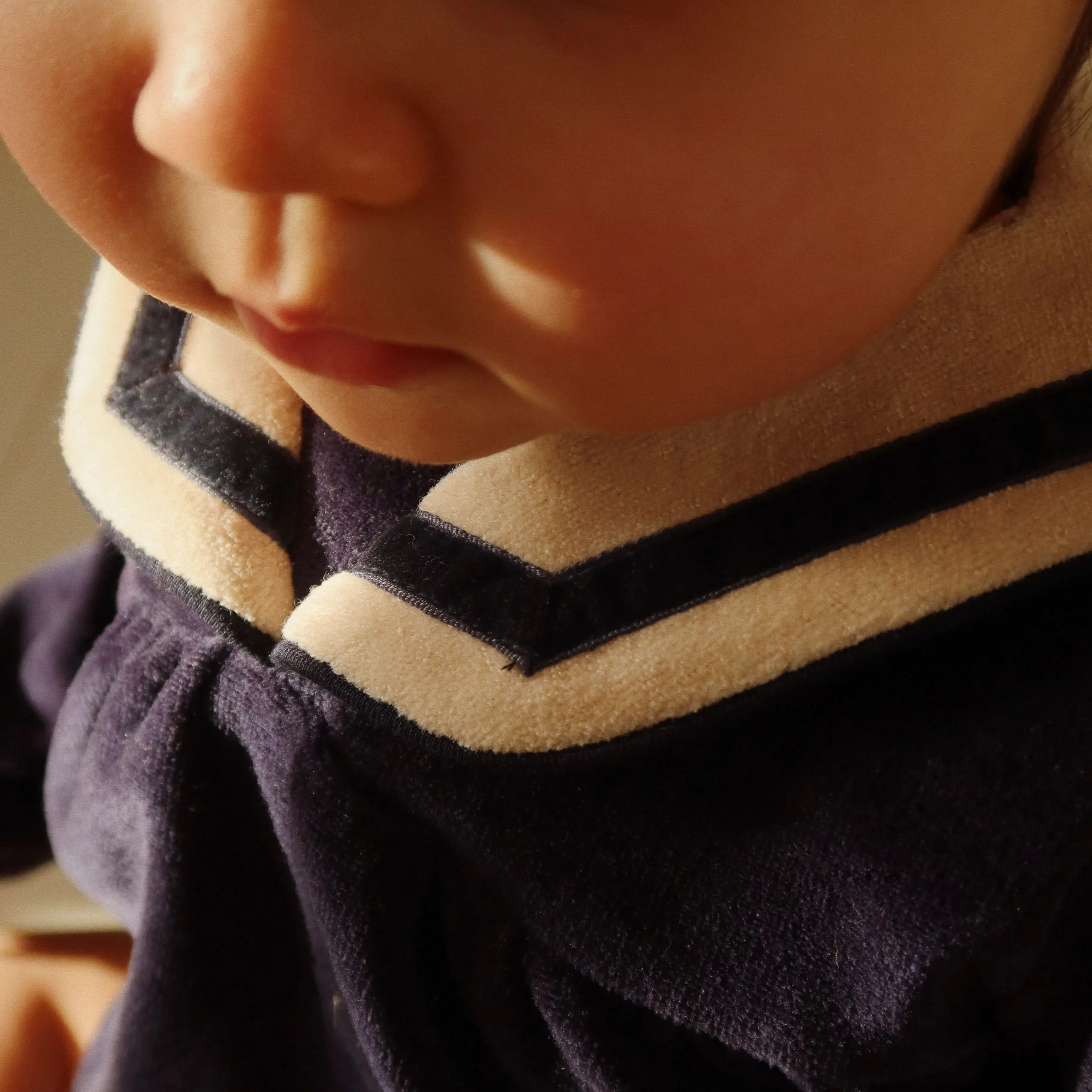 Matelot Velvet Baby Sailor Collar Romper (Navy Blazer)