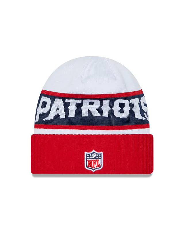 New England Patriots New Era 2023 Sideline Tech Cuffed Knit Hat - White/Red