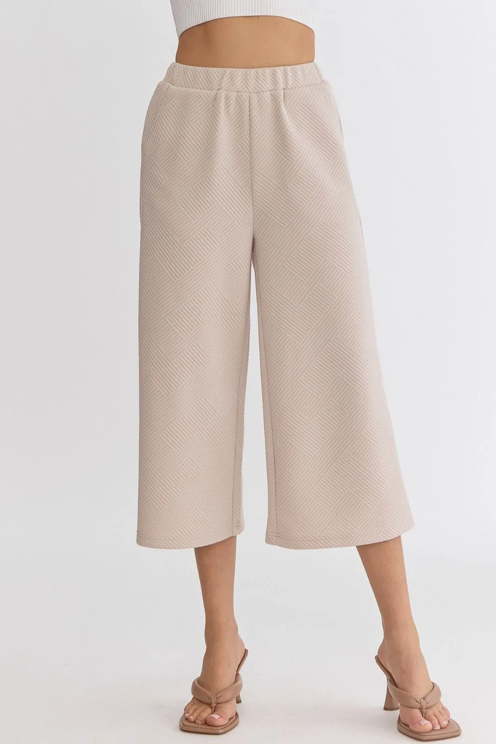 Wendy Textured Cropped Pants